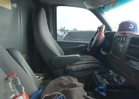 2011 Chevrolet Express 2500 Work Van from USA, damaged, VIN 1GCWGFCA1B1109920